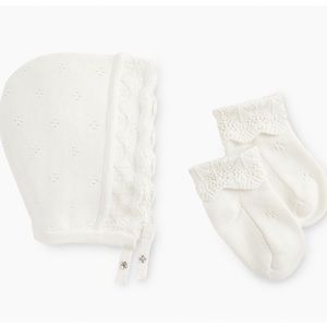 NEW Pottery Barn Baby cashmere blend christening bonnet and bootie set 3-6 M